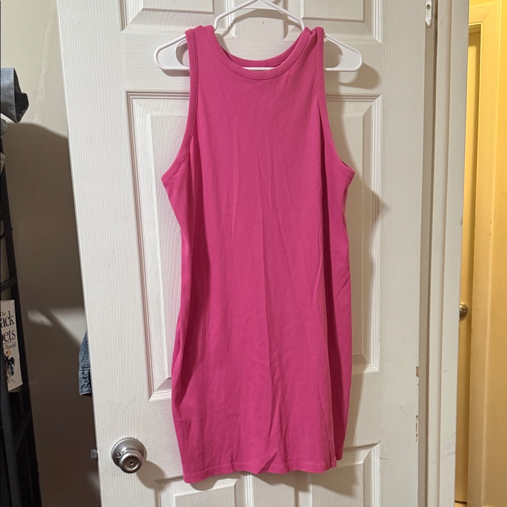 Pink Sleeveless Women's T-shirt Dress